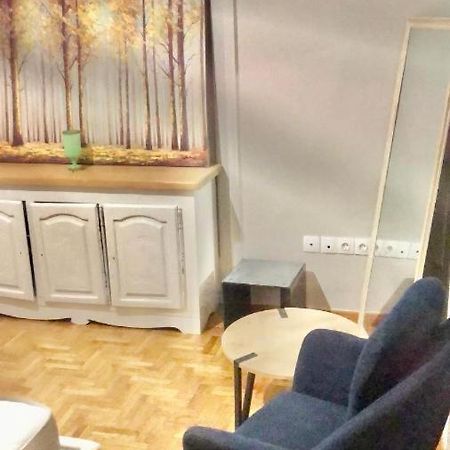 Economy Shared Apartment D In Central 아테네 외부 사진