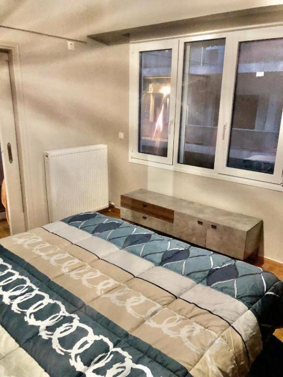 Economy Shared Apartment D In Central 아테네 외부 사진